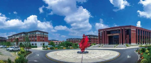 上海金山區楓葉國際學校