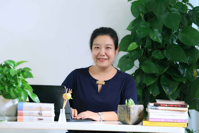 單帥 班主任 畢業(yè)于安陽師范學院英語專業(yè)，獲碩士學位。在校期間，獲得21世紀杯英語演講比賽河南賽區(qū)二等獎、河南省研究生英語演講比賽二等獎等榮譽。畢業(yè)后，先后任教于尼泊爾加德滿都大學附屬中學，美國北卡州公立高中。