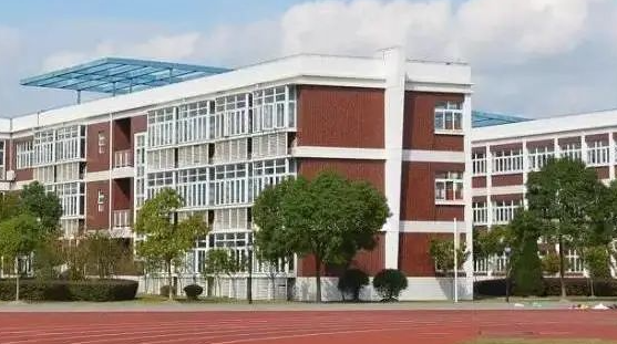上海市民辦中芯學(xué)校怎么報名？學(xué)費(fèi)標(biāo)準(zhǔn)是多少？