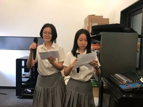 黑利伯瑞“畢業季送祝福”主題升旗儀式溫馨舉行！