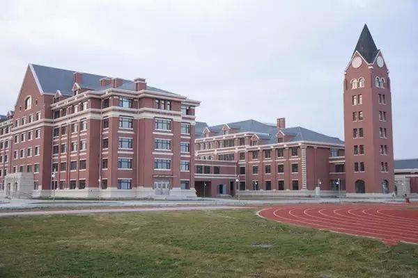 哈爾濱美加外國語學校2024年春季招生在線登記預約報名開啟!